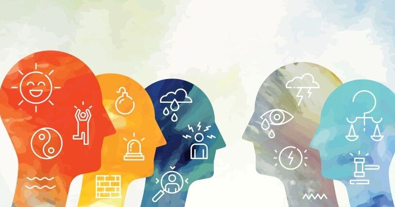 Different colored human heads show icons representing emotions around change, from blue and gray showing negative emotions to red and yellow showing positive emotions